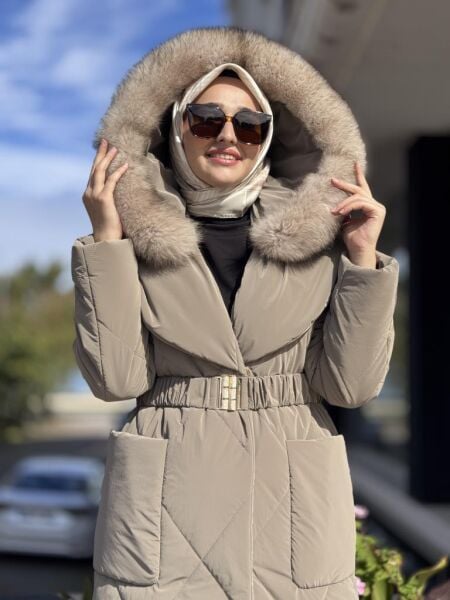 WOM BTQ Seyyar Kapüşon ve Kürk Detaylı Çıtçıtlı Mont