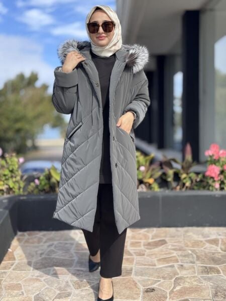 WOM BTQ Kürk Kapüşonlu Çıtçıtlı Yanları Fermuarlı Mont