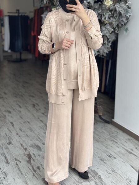 Tığ Triko İçi Kolsuz Bluzlu Pantolonlu 3 lü Takım TKM2059