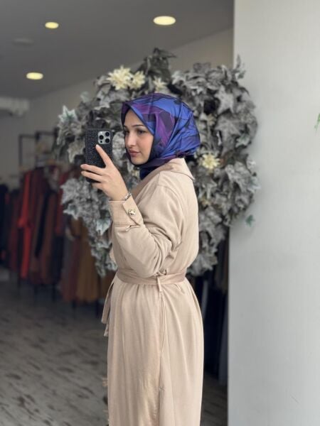 Tığ Triko Kumaş Kombinli Yanları Fermuarlı Uzun Triko Ceket CKT21870