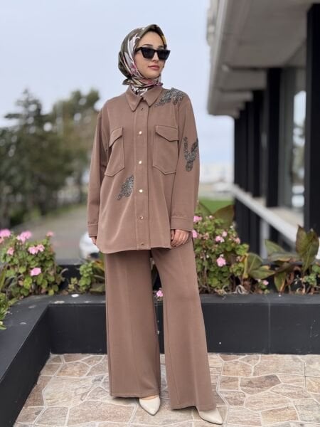 Qupra Sırt Drape ve Teknik Kumaş Detaylı Taşlı Kap Pantolon Takım WAC92107