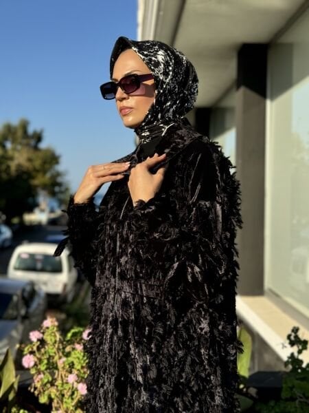 Misswhence Saçak Detaylı Siyah Kadife Kap 36413