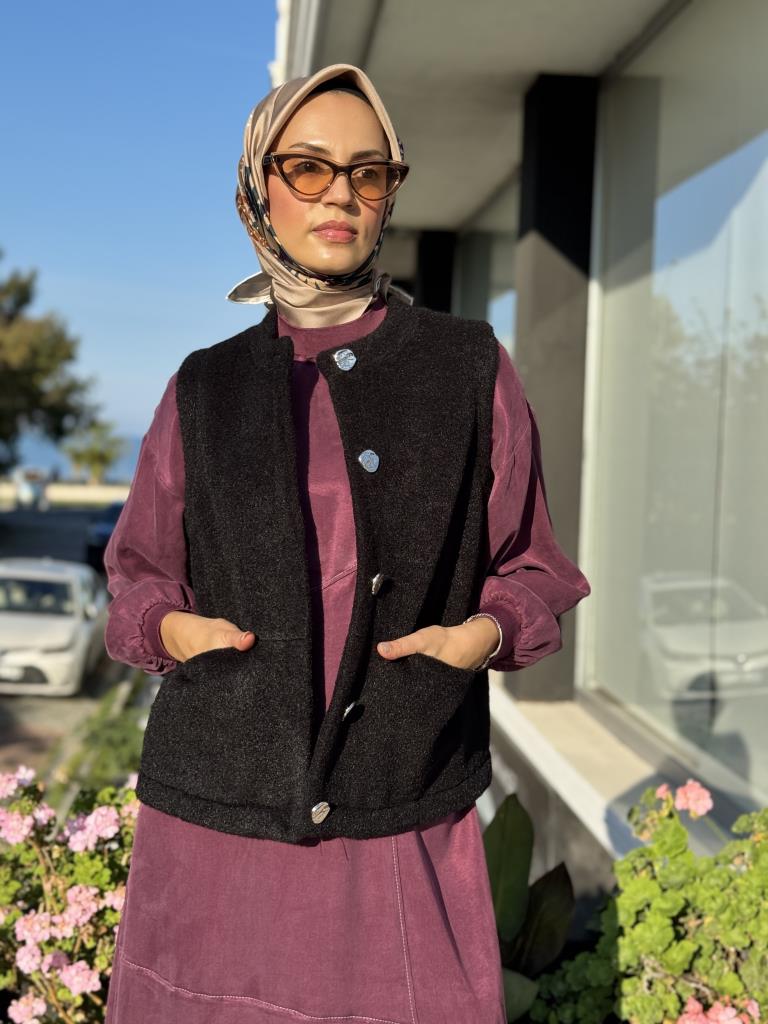 Almarwah Düğmeli Cepli Kısa Yelek 404909