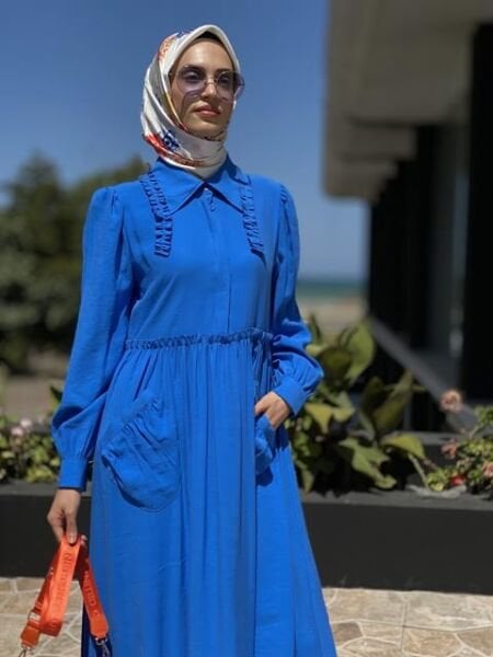 Almarwah Yaka ve Bel Detaylı Cepli Viscon Elbise 303653