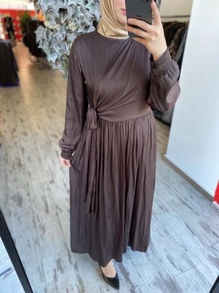 Almarwah Kraşlı Gögüs Kapak Detaylı Elbise 303821