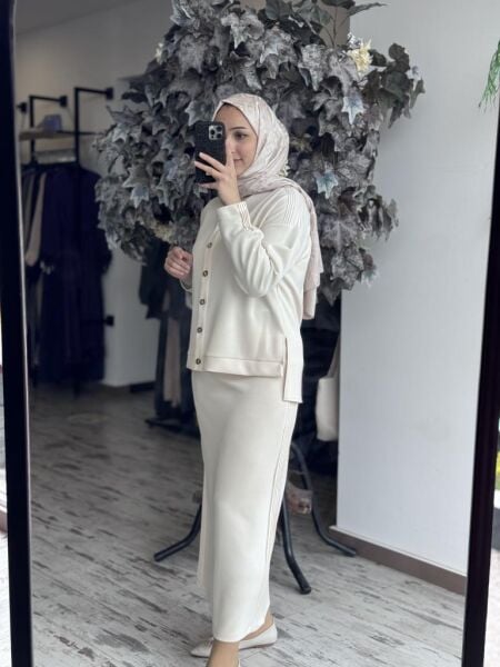 Tığ Triko Nervür Detaylı Etekli Takım TKM3045